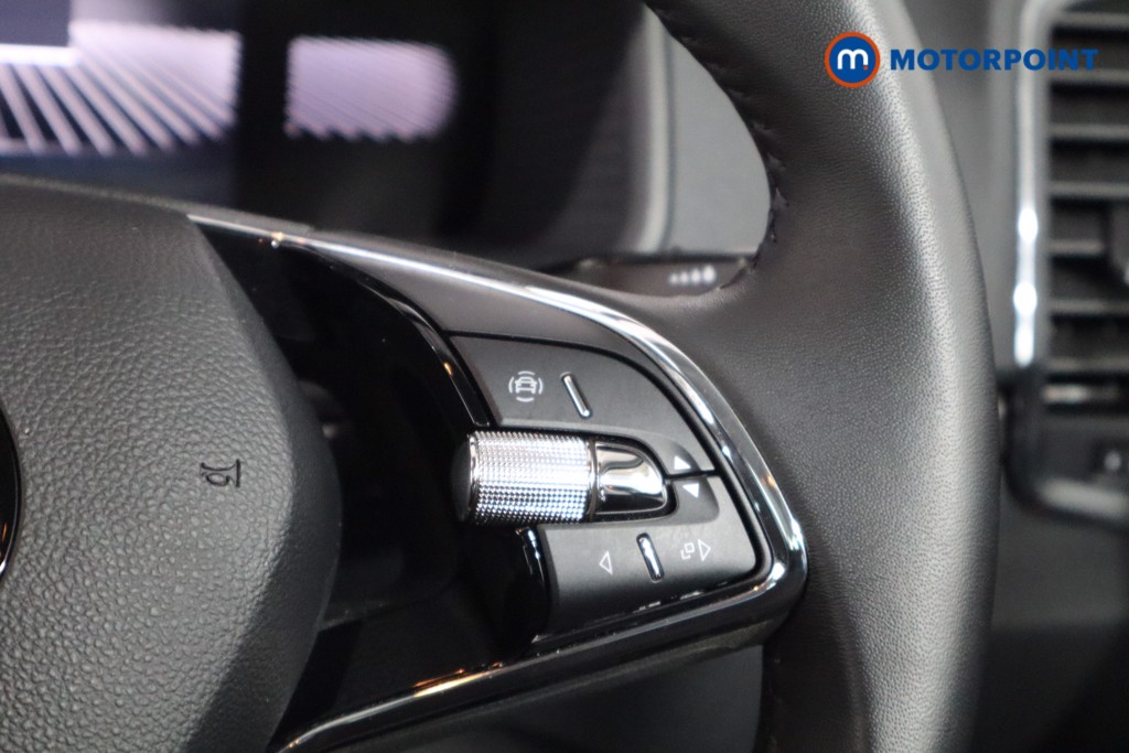 Skoda Karoq Se Drive Manual Petrol SUV - Stock Number (1593265) - 8th supplementary image