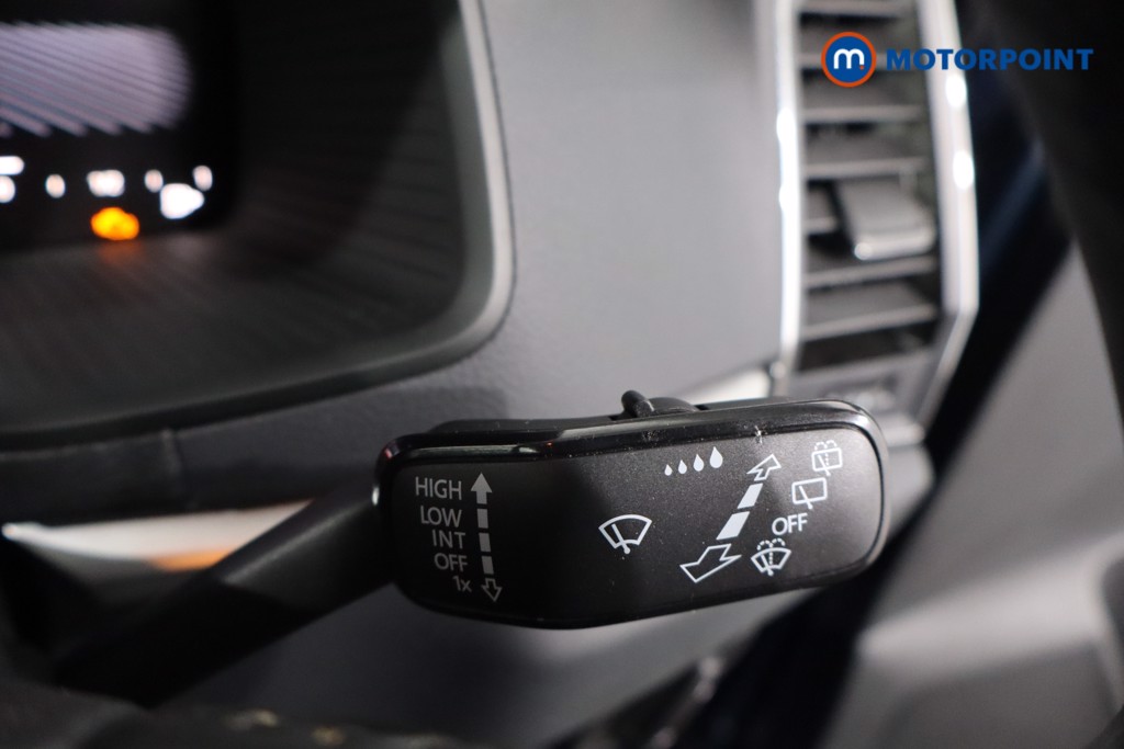 Skoda Karoq Se Drive Manual Petrol SUV - Stock Number (1593265) - 17th supplementary image