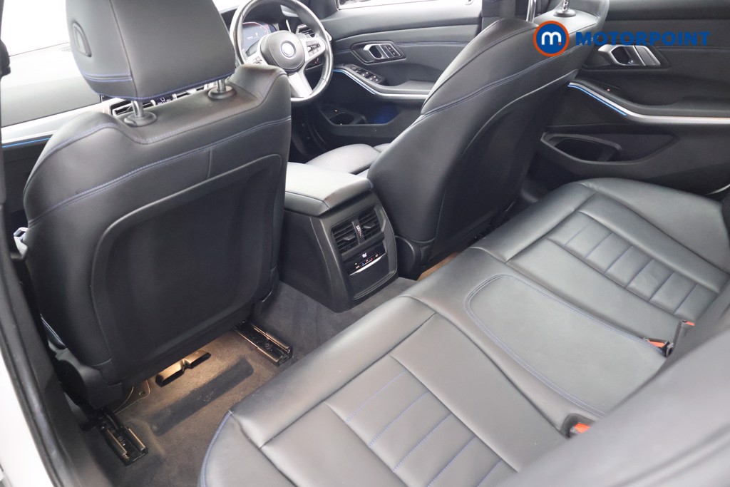 BMW 3 Series M Sport Automatic Petrol Plug-In Hybrid Saloon - Stock Number (1593499) - 32nd supplementary image