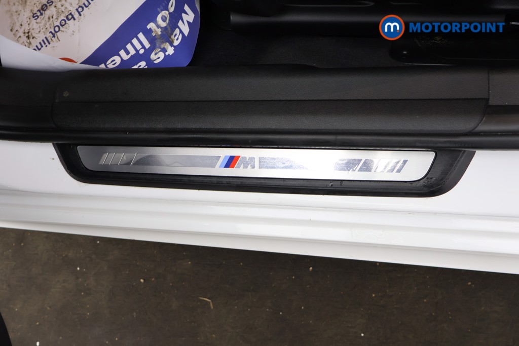 BMW 3 Series M Sport Automatic Petrol Plug-In Hybrid Saloon - Stock Number (1593499) - 39th supplementary image