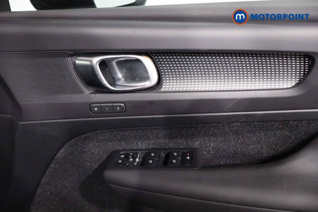 Volvo Xc40 R Design Pro Automatic Petrol Plug-In Hybrid SUV - Stock Number (1593503) - 20th supplementary image