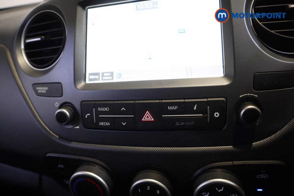 Hyundai I10 Play Manual Petrol Hatchback - Stock Number (1593627) - 5th supplementary image