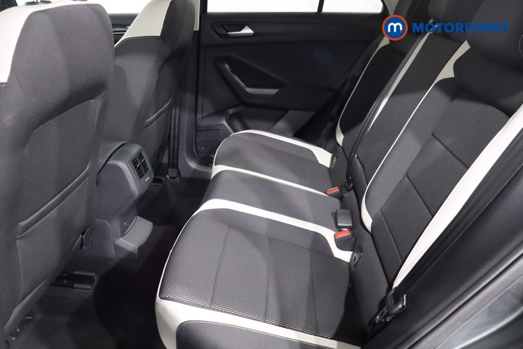 Volkswagen T-Roc SEL Automatic Petrol SUV - Stock Number (1593735) - 5th supplementary image
