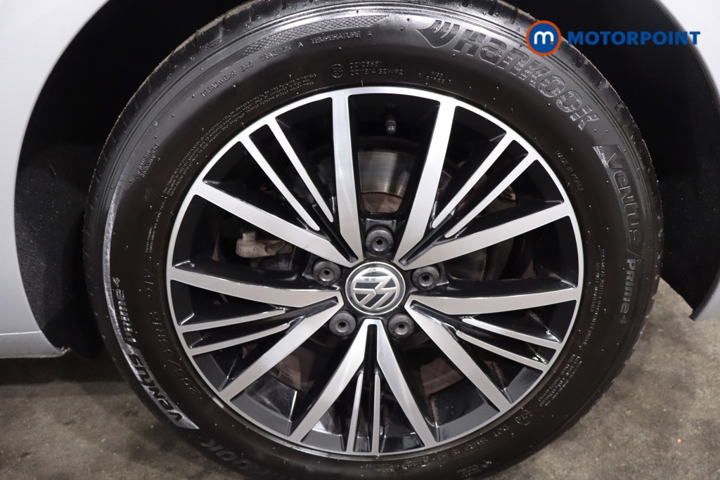 Volkswagen Golf SE Manual Petrol Hatchback - Stock Number (1594052) - 12th supplementary image