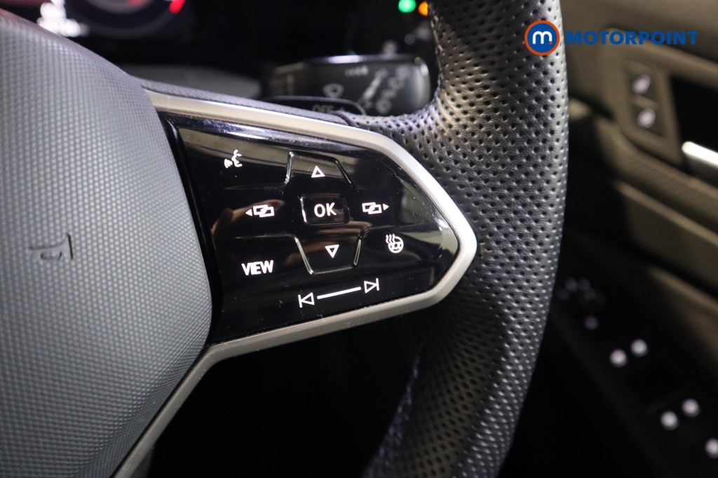 Volkswagen Golf R-Line Automatic Petrol Hatchback - Stock Number (1594187) - 4th supplementary image
