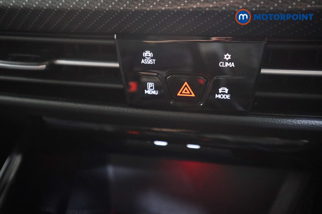 Volkswagen Golf R-Line Automatic Petrol Hatchback - Stock Number (1594187) - 8th supplementary image