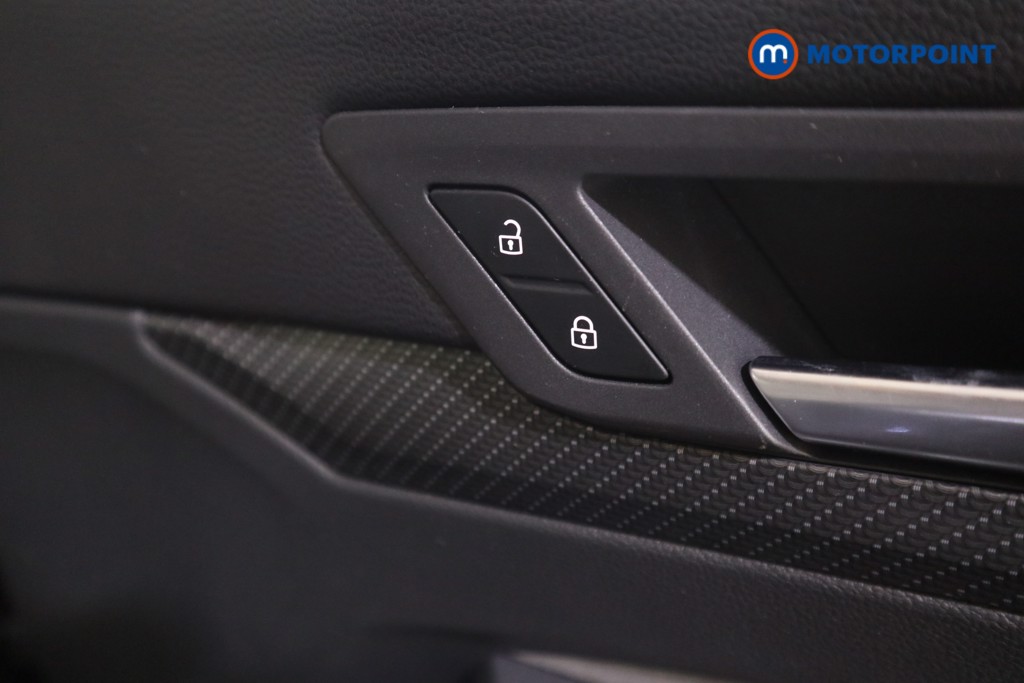 Volkswagen Golf R-Line Automatic Petrol Hatchback - Stock Number (1594187) - 12th supplementary image