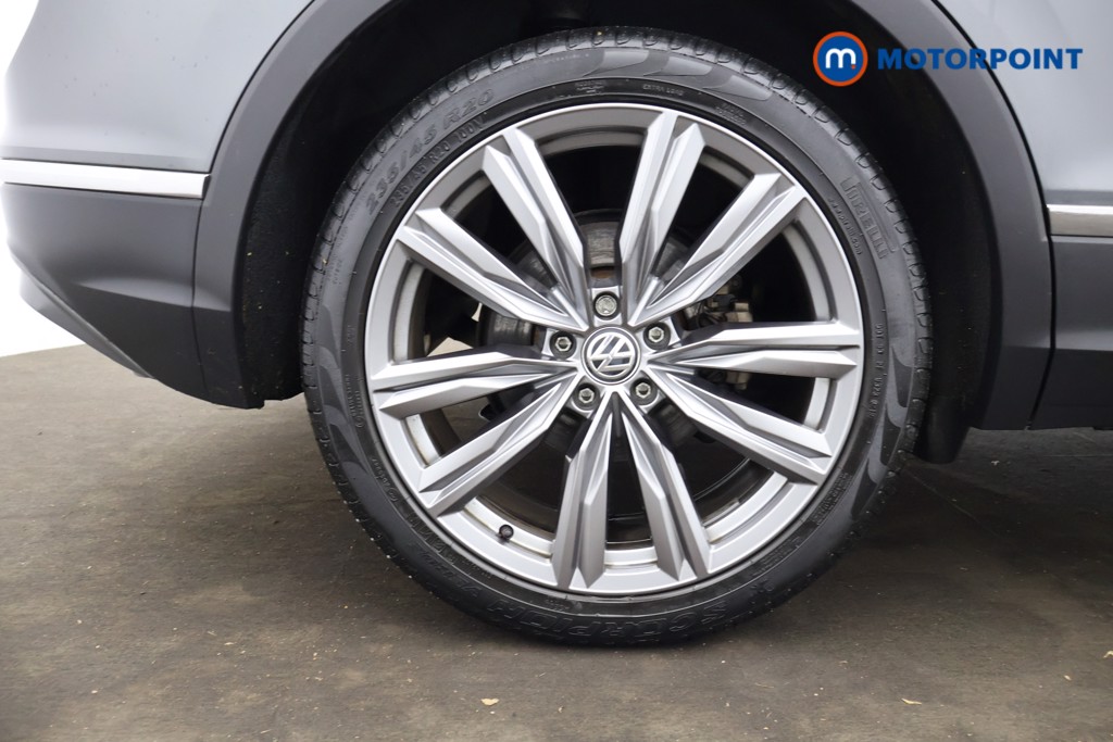 Volkswagen Tiguan SEL Automatic Petrol SUV - Stock Number (1594341) - 44th supplementary image