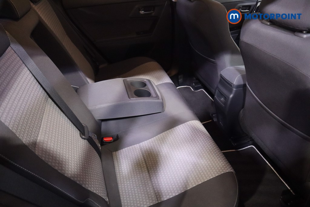 Toyota Auris Design Automatic Petrol-Electric Hybrid Hatchback - Stock Number (1594343) - 18th supplementary image