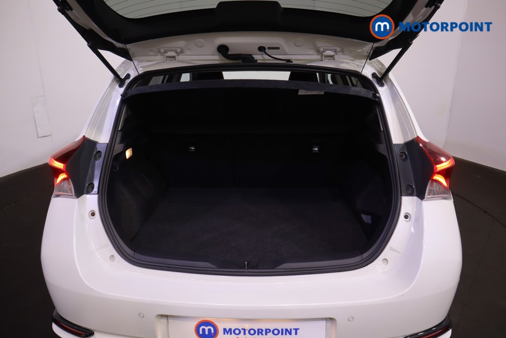 Toyota Auris Design Automatic Petrol-Electric Hybrid Hatchback - Stock Number (1594343) - 20th supplementary image