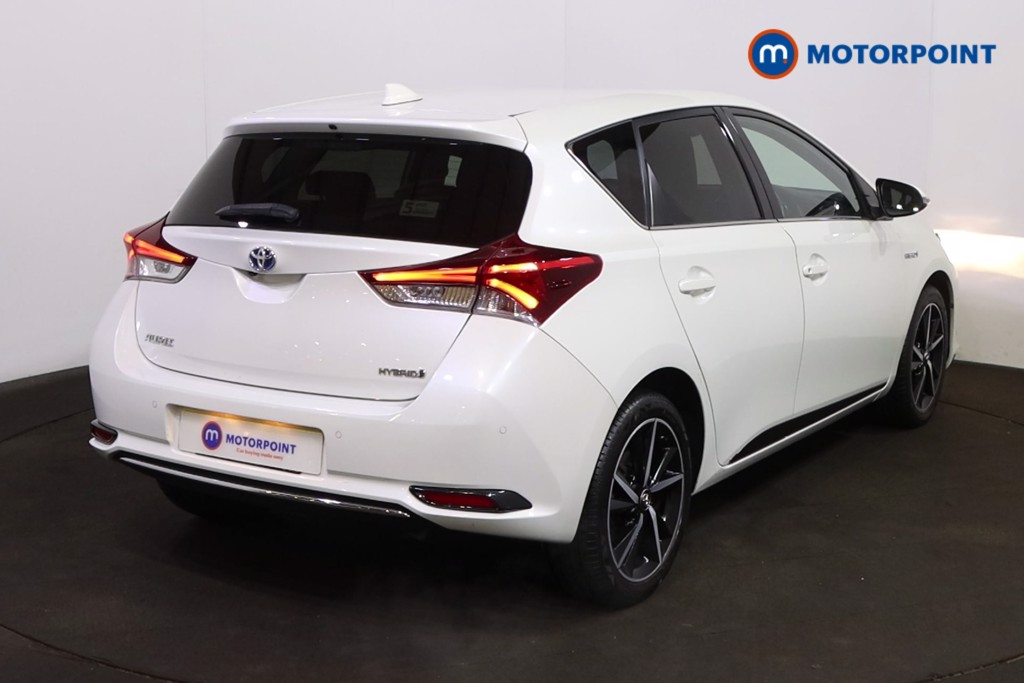 Toyota Auris Design Automatic Petrol-Electric Hybrid Hatchback - Stock Number (1594343) - Drivers side rear corner