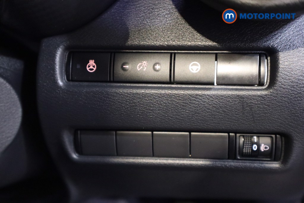 Nissan Juke Tekna Automatic Petrol-Electric Hybrid SUV - Stock Number (1594669) - 13th supplementary image