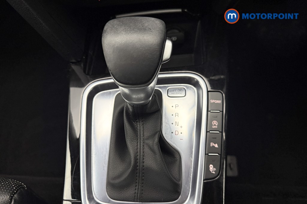 KIA Ceed First Edition Automatic Petrol Hatchback - Stock Number (1570055) - 7th supplementary image