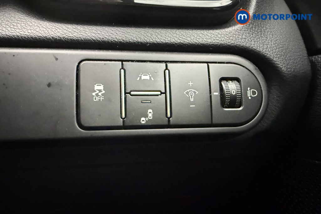 KIA Ceed First Edition Automatic Petrol Hatchback - Stock Number (1570055) - 17th supplementary image