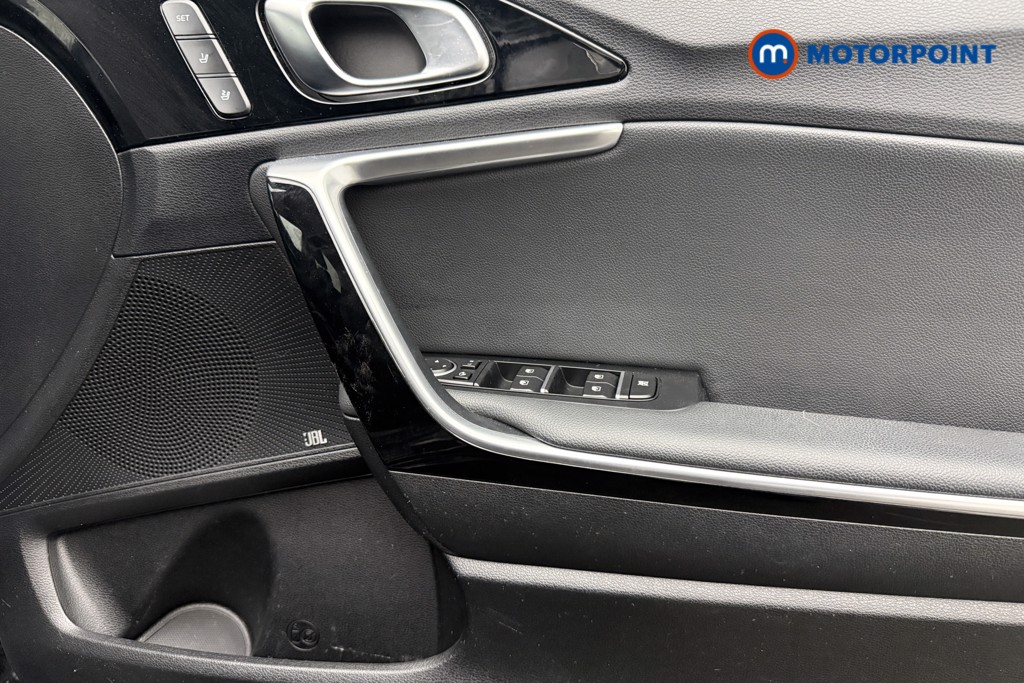 KIA Ceed First Edition Automatic Petrol Hatchback - Stock Number (1570055) - 19th supplementary image