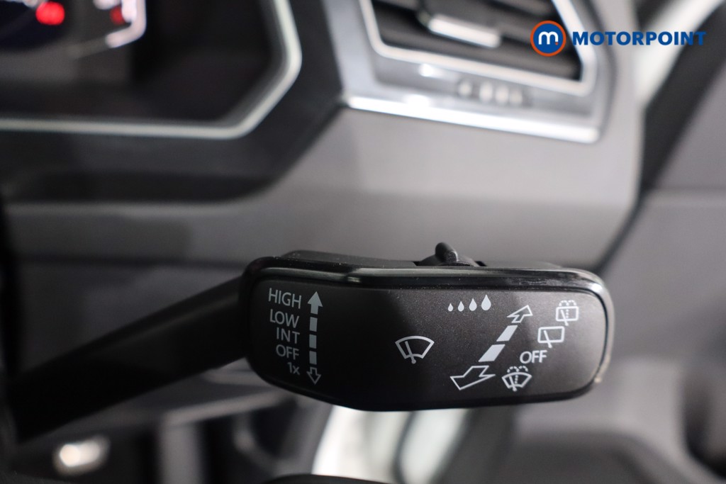 Volkswagen Tiguan R-Line Automatic Petrol SUV - Stock Number (1578295) - 17th supplementary image