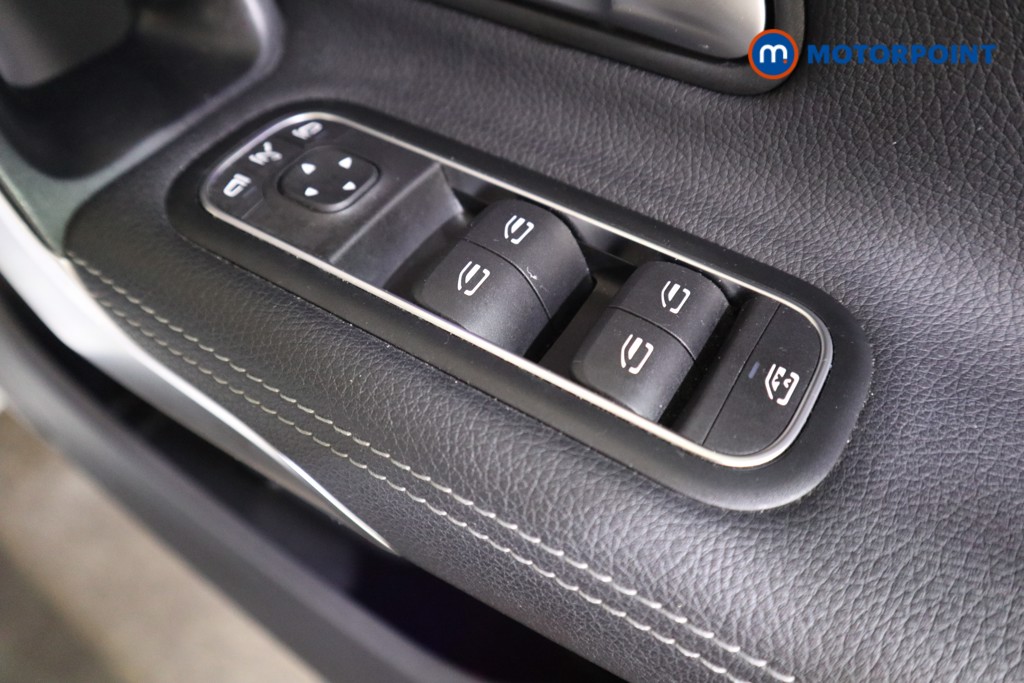 Mercedes-Benz CLA Amg Line Manual Petrol Coupe - Stock Number (1579598) - 14th supplementary image