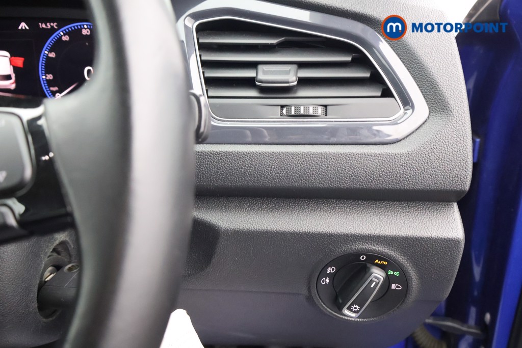 Volkswagen T-Roc SEL Manual Diesel SUV - Stock Number (1581453) - 7th supplementary image