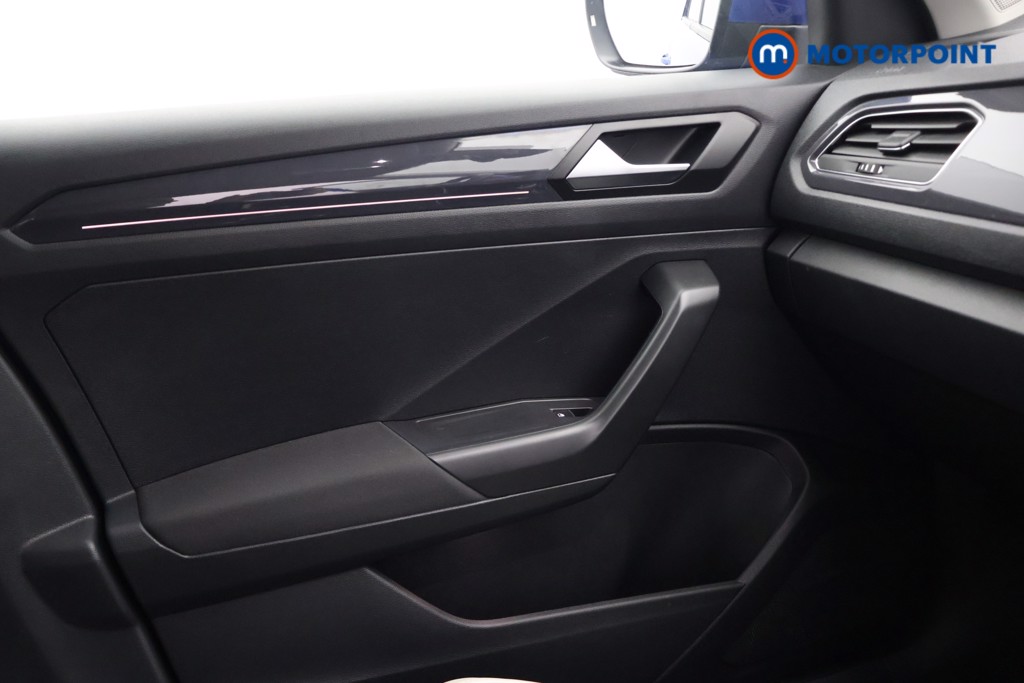 Volkswagen T-Roc SEL Manual Diesel SUV - Stock Number (1581453) - 15th supplementary image