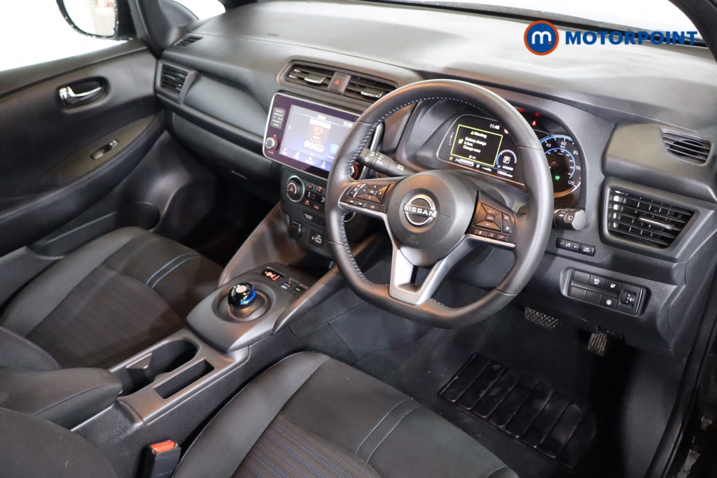 Nissan Leaf Acenta Automatic Electric Hatchback - Stock Number (1582104) - 1st supplementary image