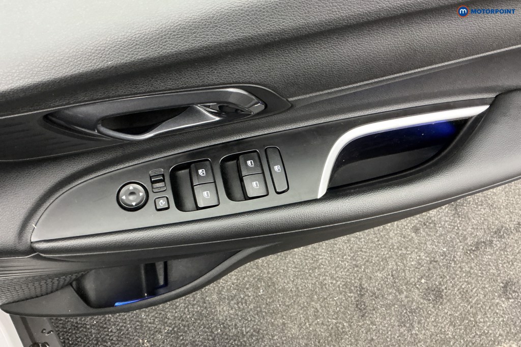 Hyundai Bayon Premium Automatic Petrol SUV - Stock Number (1583651) - 21st supplementary image