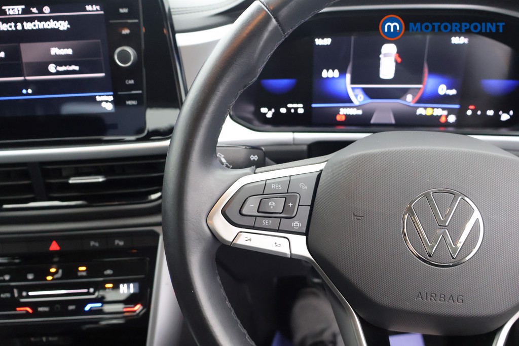 Volkswagen T-Roc Life Manual Petrol SUV - Stock Number (1586776) - 2nd supplementary image