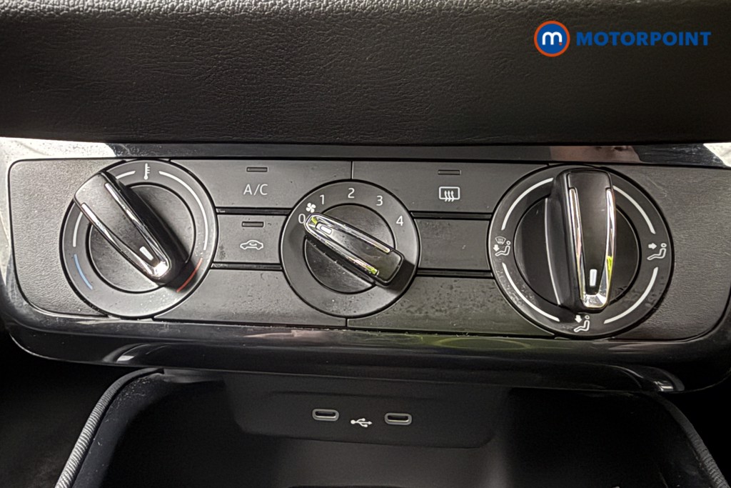 Skoda Fabia Colour Edition Manual Petrol Hatchback - Stock Number (1587096) - 15th supplementary image