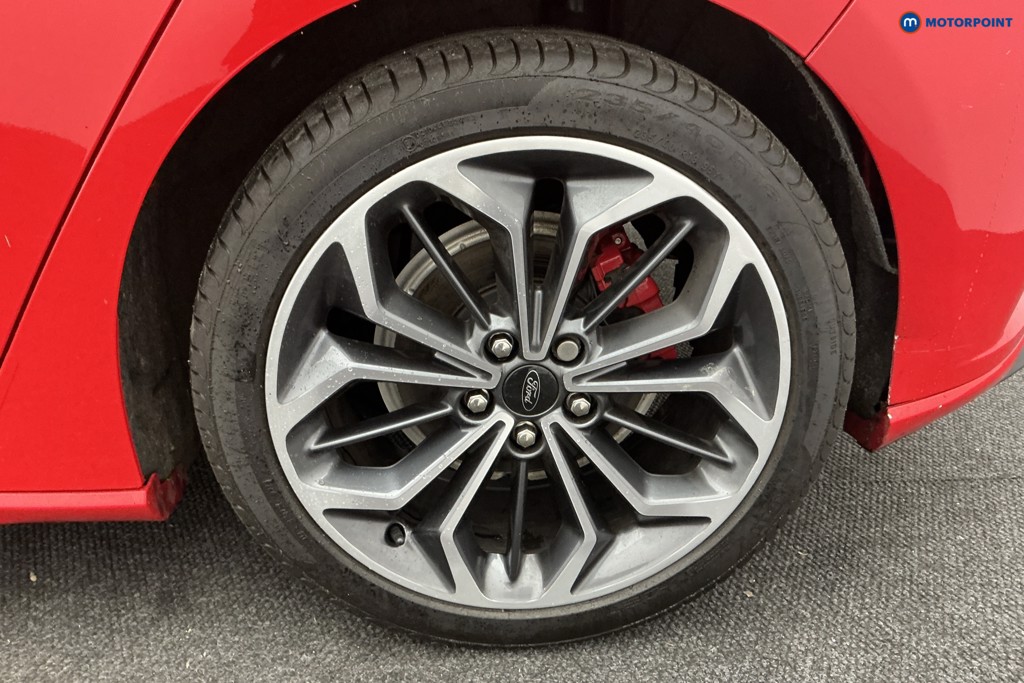 Ford Focus St-Line Vignale Automatic Diesel Hatchback - Stock Number (1587690) - 33rd supplementary image