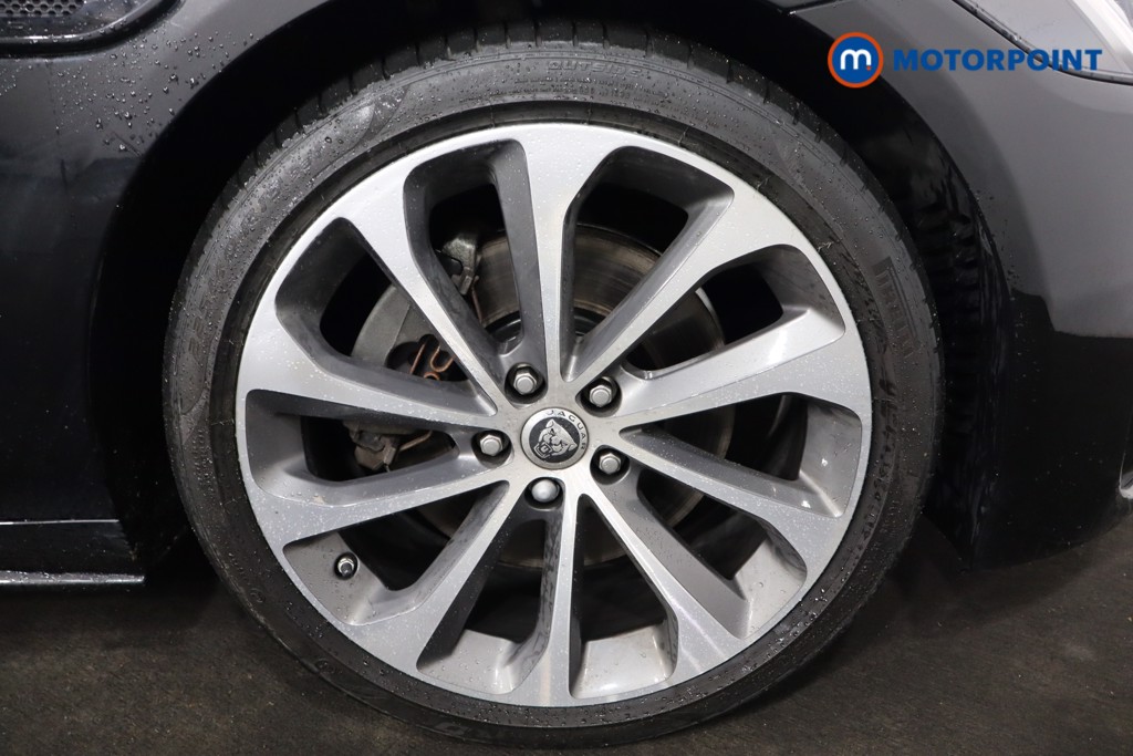 Jaguar XE R-Dynamic Se Black Automatic Diesel Saloon - Stock Number (1588617) - 28th supplementary image