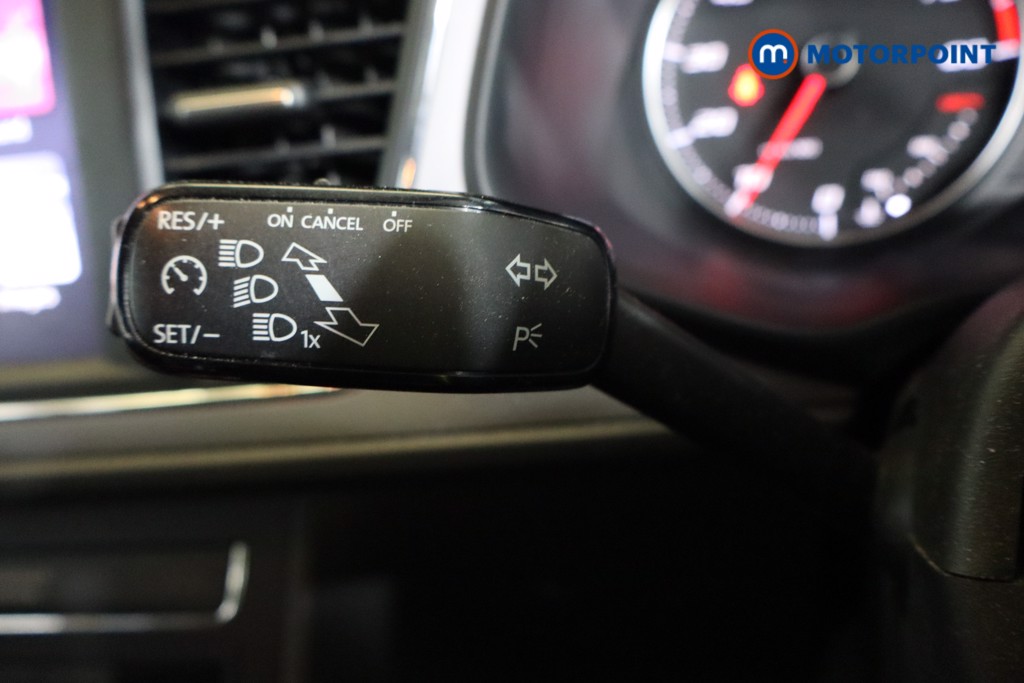 Seat Leon Se Dynamic Manual Petrol Hatchback - Stock Number (1589209) - 15th supplementary image