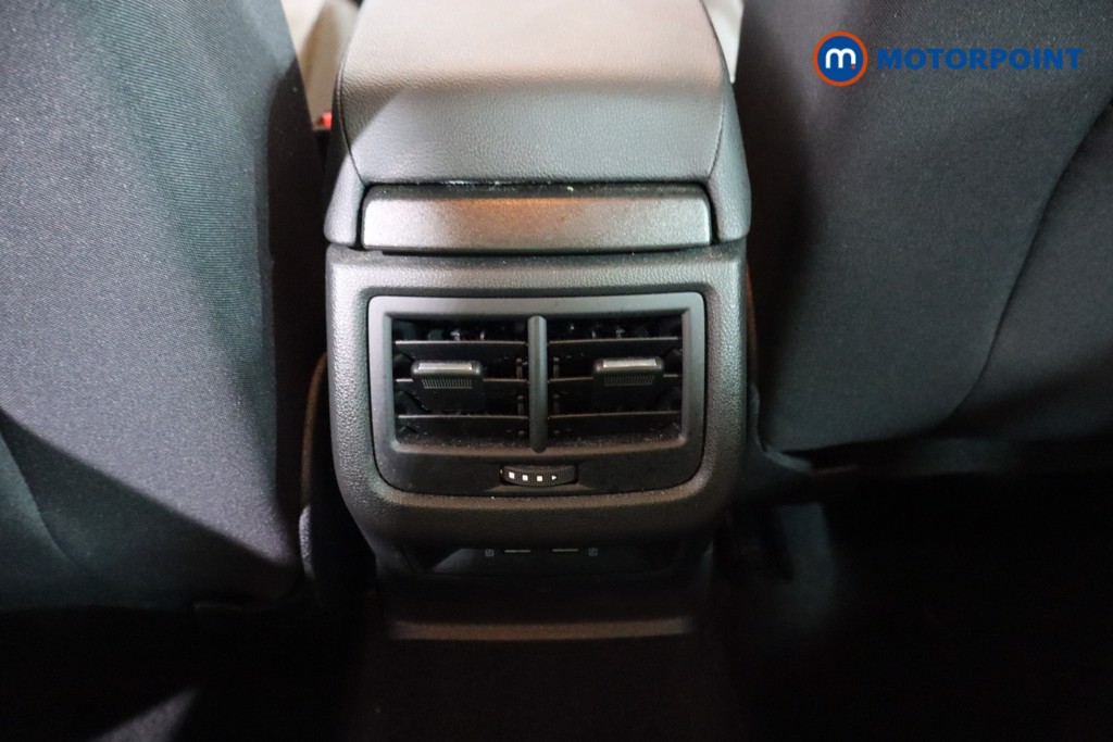 Seat Leon Se Dynamic Manual Petrol Hatchback - Stock Number (1589209) - 21st supplementary image