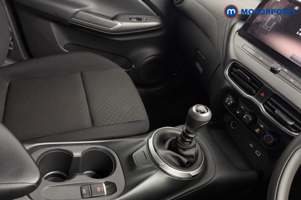 Nissan Juke Acenta Premium Manual Petrol SUV - Stock Number (1589346) - 14th supplementary image