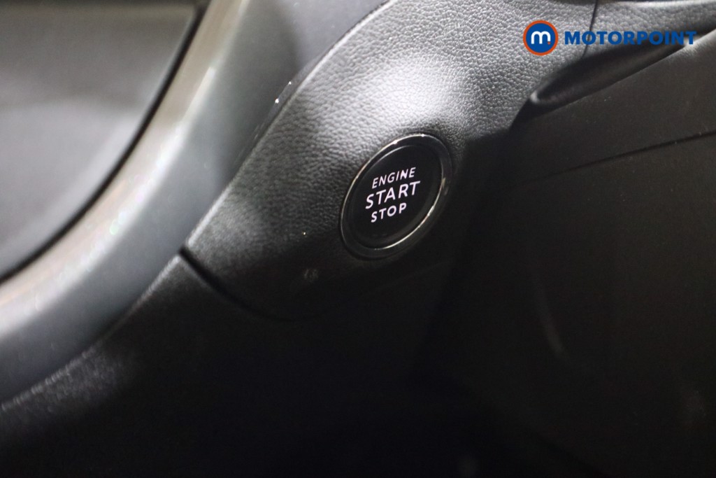 Vauxhall Crossland Ultimate Manual Diesel SUV - Stock Number (1590013) - 6th supplementary image