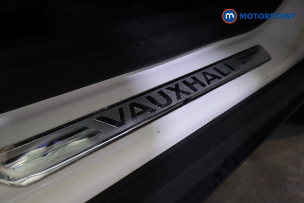 Vauxhall Crossland Ultimate Manual Diesel SUV - Stock Number (1590013) - 14th supplementary image