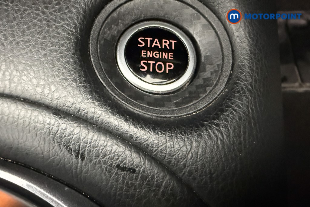 Nissan Juke N-Connecta Automatic Petrol SUV - Stock Number (1590215) - 24th supplementary image