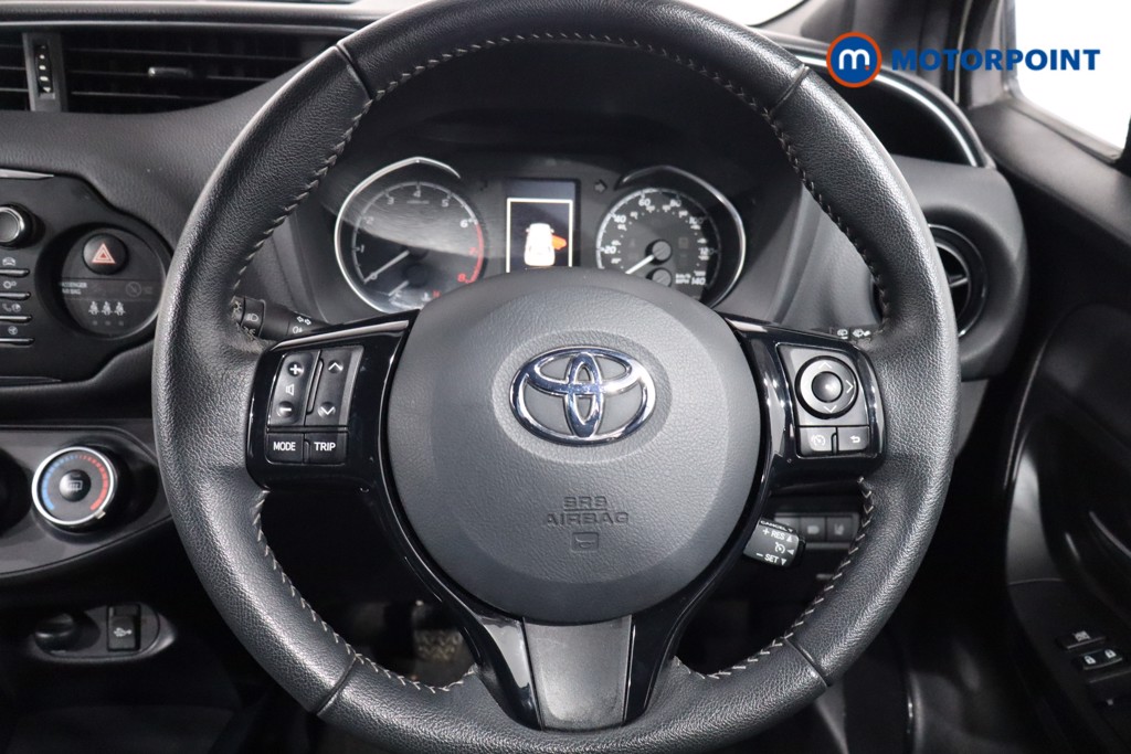 Toyota Yaris Bi-Tone Manual Petrol Hatchback - Stock Number (1590660) - 6th supplementary image