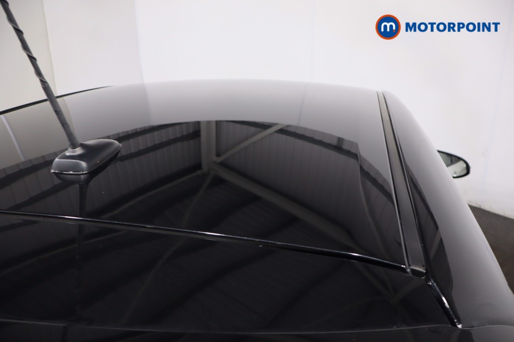 Toyota Yaris Bi-Tone Manual Petrol Hatchback - Stock Number (1590660) - 30th supplementary image