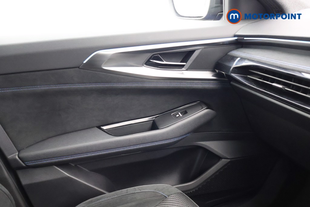 Renault Austral Techno Esprit Alpine Automatic Petrol-Electric Hybrid SUV - Stock Number (1590958) - 13th supplementary image