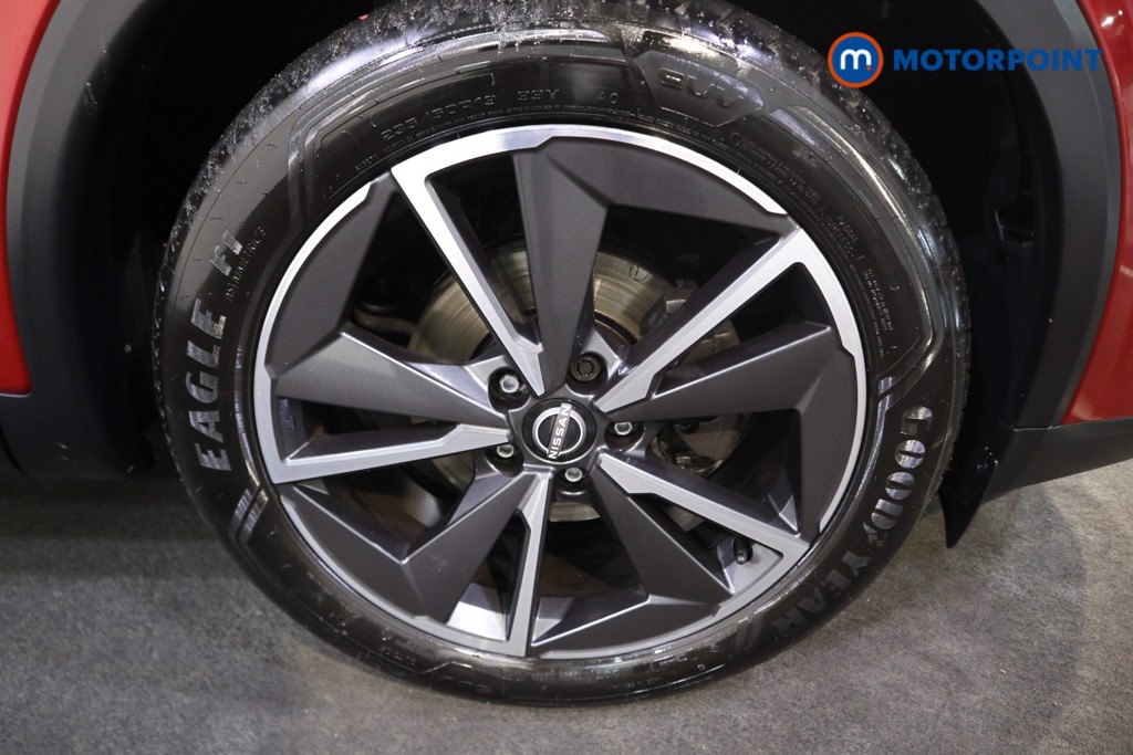 Nissan Qashqai Tekna Manual Petrol SUV - Stock Number (1591289) - 22nd supplementary image