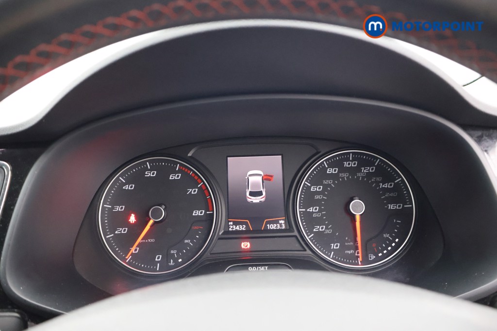 Seat Leon FR Manual Petrol Hatchback - Stock Number (1591295) - 4th supplementary image