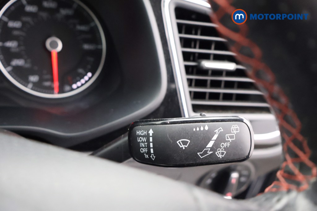 Seat Leon FR Manual Petrol Hatchback - Stock Number (1591295) - 6th supplementary image