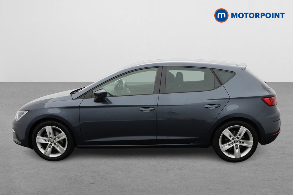Seat Leon FR Manual Petrol Hatchback - Stock Number (1591295) - Passenger side