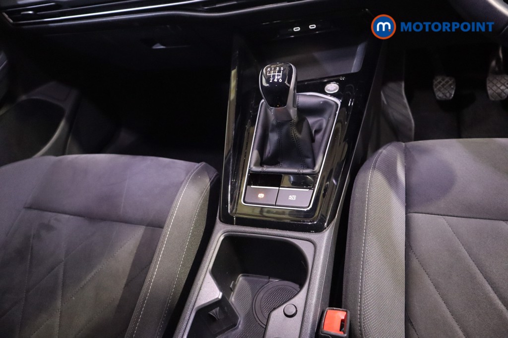 Volkswagen Golf Style Edition Manual Petrol Hatchback - Stock Number (1591325) - 6th supplementary image