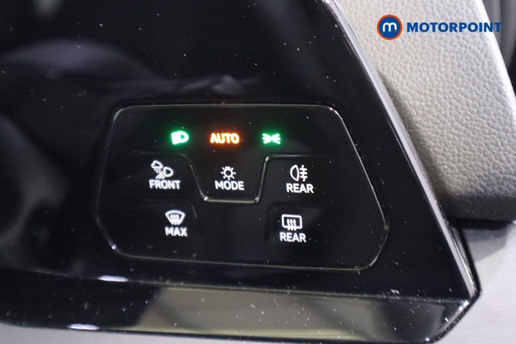 Volkswagen Golf Style Edition Manual Petrol Hatchback - Stock Number (1591325) - 12th supplementary image