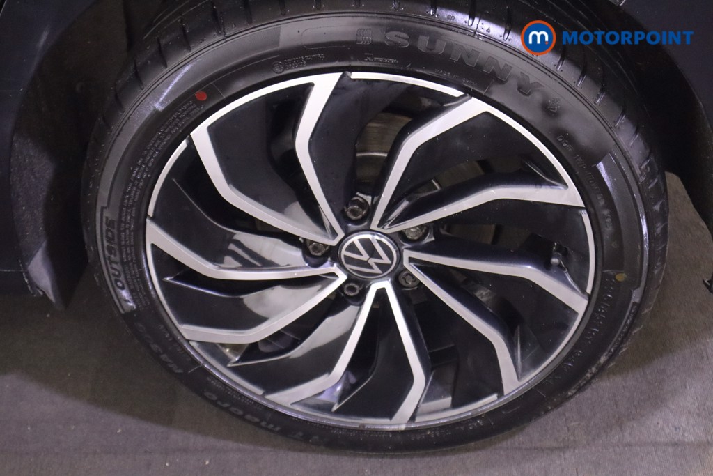 Volkswagen Golf Style Edition Manual Petrol Hatchback - Stock Number (1591325) - 22nd supplementary image