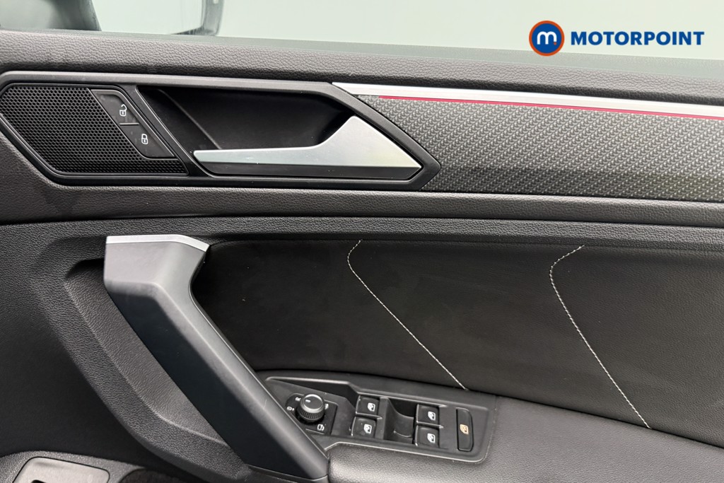Volkswagen Tiguan R-Line Automatic Diesel SUV - Stock Number (1591493) - 14th supplementary image