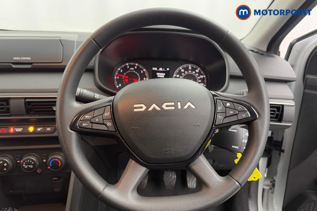 Dacia Sandero Essential Manual Petrol Hatchback - Stock Number (1591641) - 3rd supplementary image