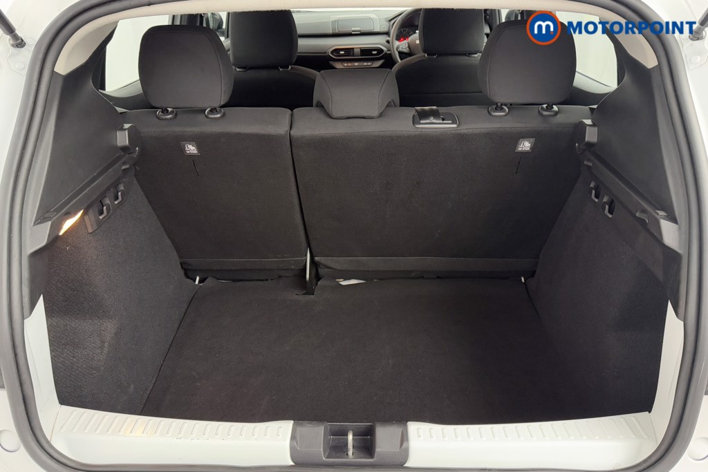 Dacia Sandero Essential Manual Petrol Hatchback - Stock Number (1591641) - 19th supplementary image