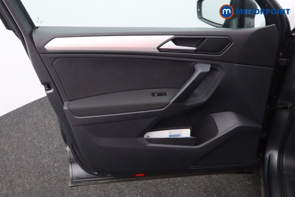 Volkswagen Tiguan Match Automatic Petrol SUV - Stock Number (1591819) - 21st supplementary image