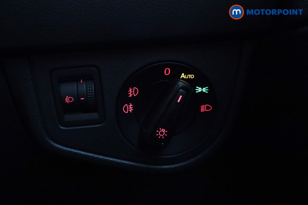 Volkswagen Polo Match Automatic Petrol Hatchback - Stock Number (1591832) - 9th supplementary image